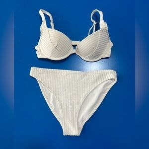 H&M Bikini Set. NWOT. Size 32B-XS
